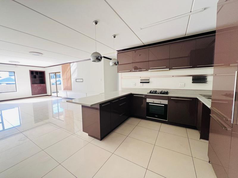 To Let 3 Bedroom Property for Rent in Broadacres Gauteng