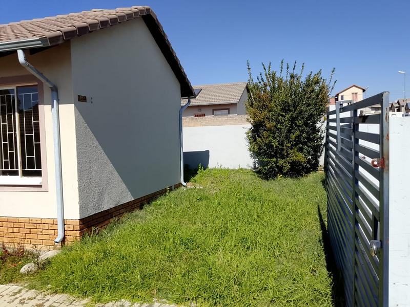 To Let 3 Bedroom Property for Rent in Kya Sands Gauteng