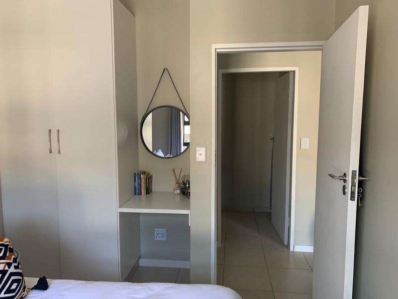 To Let 1 Bedroom Property for Rent in Grand Central Gauteng
