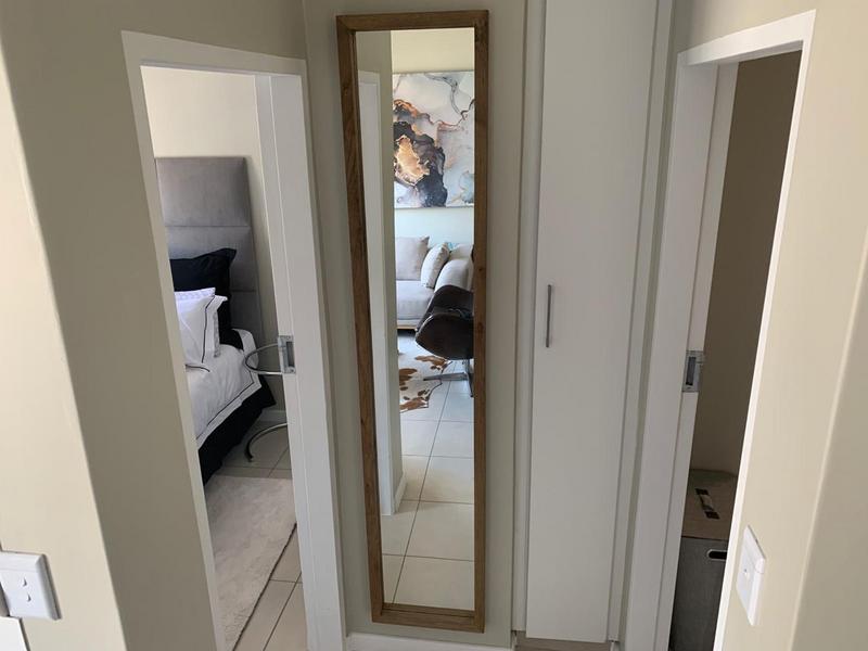 To Let 1 Bedroom Property for Rent in Grand Central Gauteng