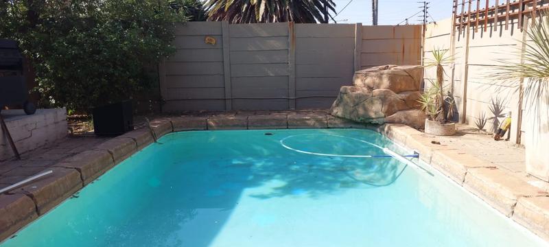 4 Bedroom Property for Sale in Kensington Gauteng