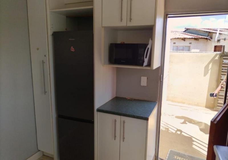 2 Bedroom Property for Sale in Drieziek Gauteng