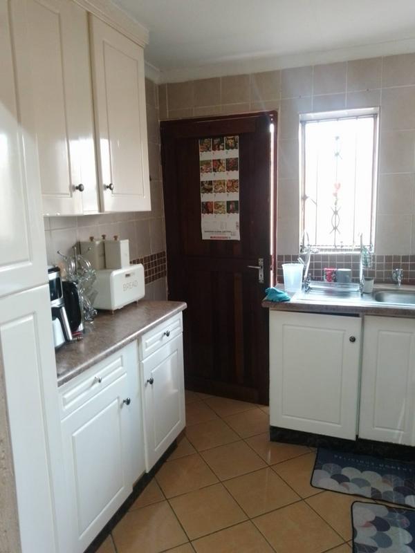 2 Bedroom Property for Sale in Drieziek Gauteng