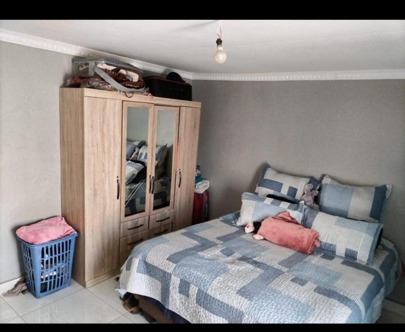 2 Bedroom Property for Sale in Drieziek Gauteng
