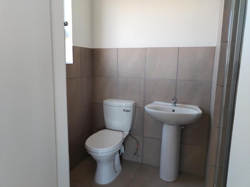 To Let 2 Bedroom Property for Rent in Albertsdal Gauteng