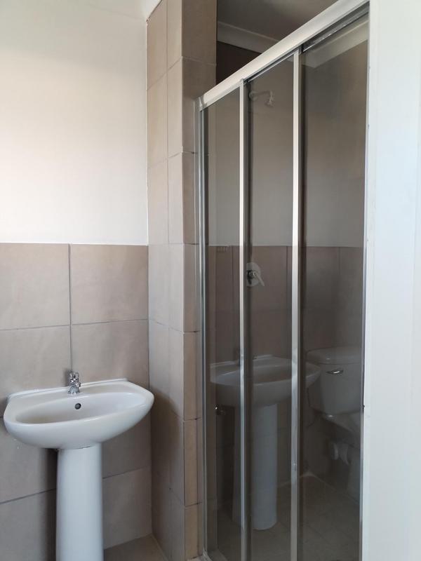To Let 2 Bedroom Property for Rent in Albertsdal Gauteng