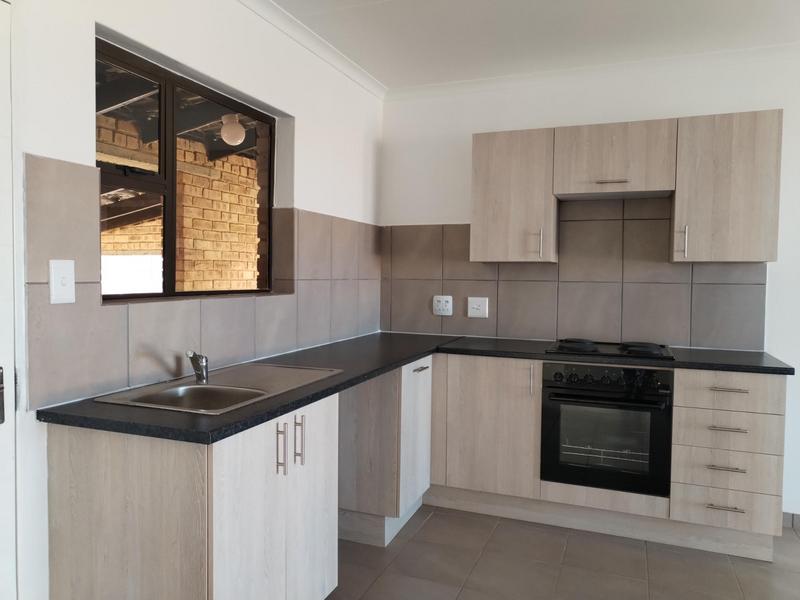 To Let 2 Bedroom Property for Rent in Albertsdal Gauteng