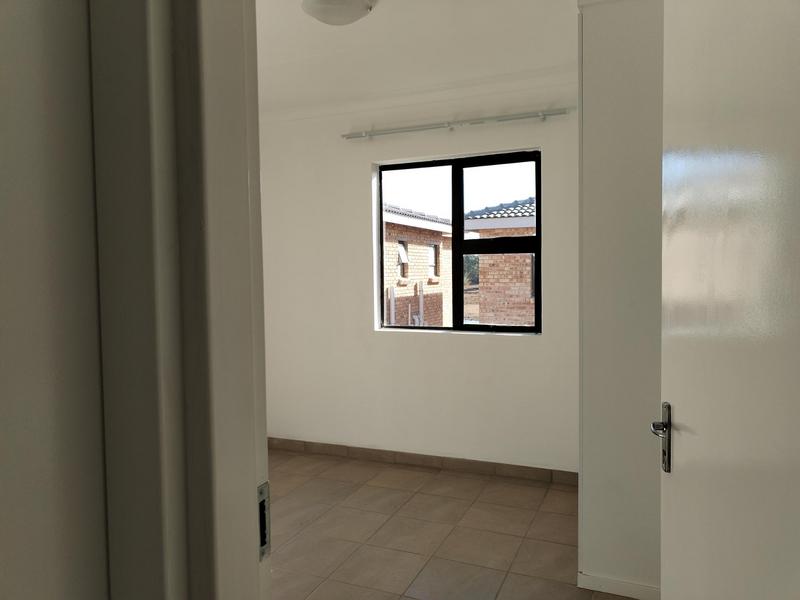 To Let 2 Bedroom Property for Rent in Albertsdal Gauteng