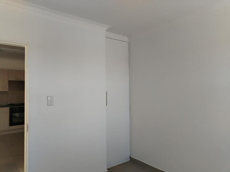 To Let 2 Bedroom Property for Rent in Albertsdal Gauteng