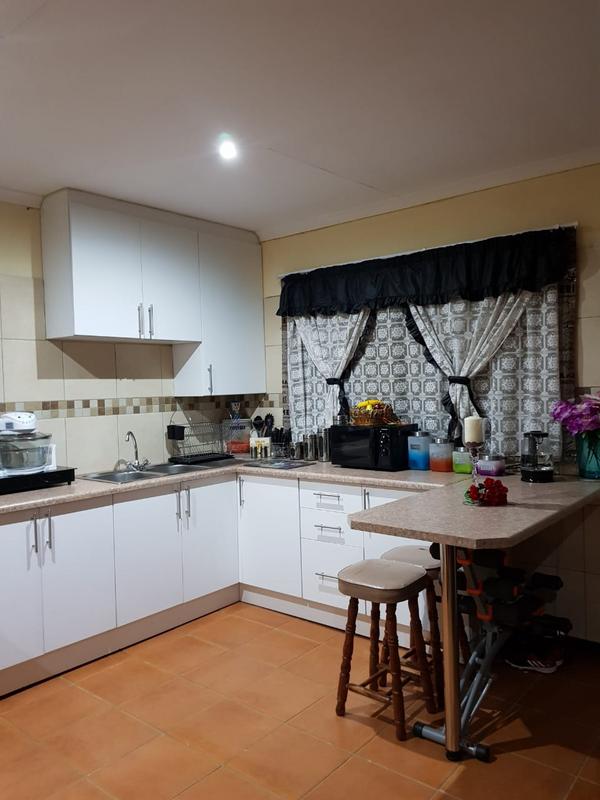 1 Bedroom Property for Sale in Rant En Dal Gauteng
