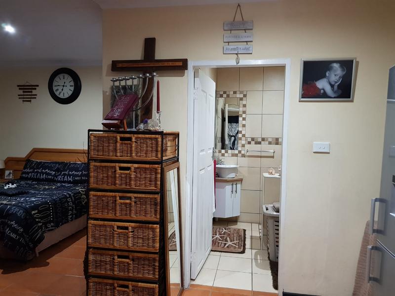 1 Bedroom Property for Sale in Rant En Dal Gauteng