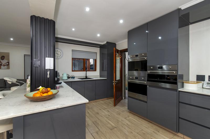 3 Bedroom Property for Sale in Bedfordview Gauteng