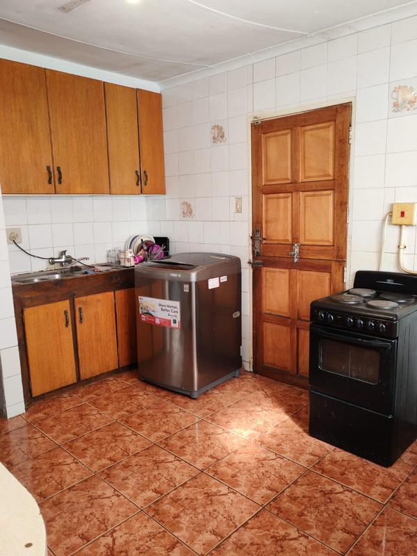 2 Bedroom Property for Sale in Lenasia Gauteng