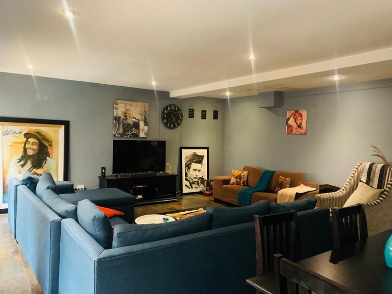 2 Bedroom Property for Sale in Marshalltown Gauteng