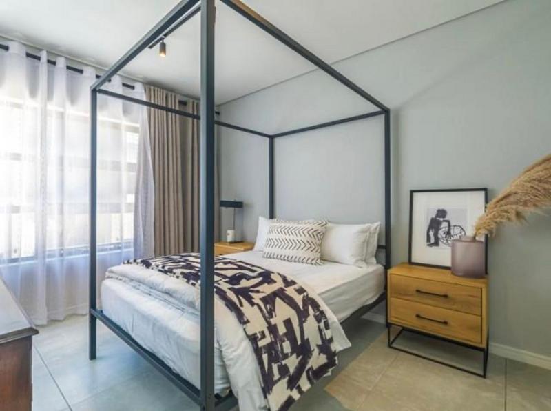 4 Bedroom Property for Sale in Hurlingham Gauteng