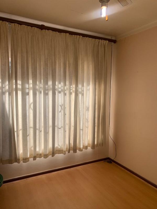 4 Bedroom Property for Sale in Glenvista Ext 3 Gauteng