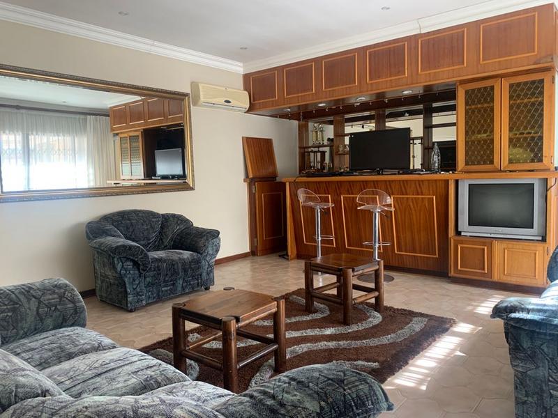 4 Bedroom Property for Sale in Glenvista Ext 3 Gauteng