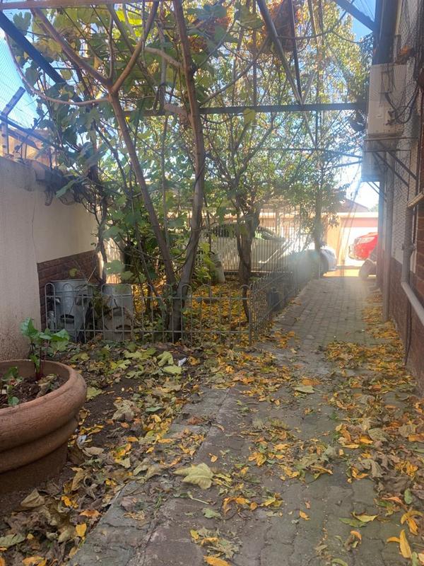 4 Bedroom Property for Sale in Glenvista Ext 3 Gauteng