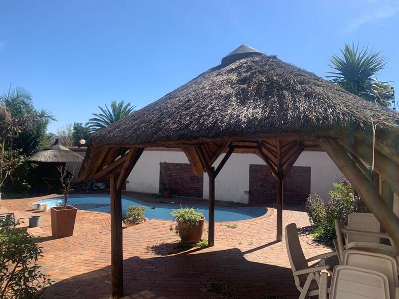 4 Bedroom Property for Sale in Glenvista Ext 3 Gauteng