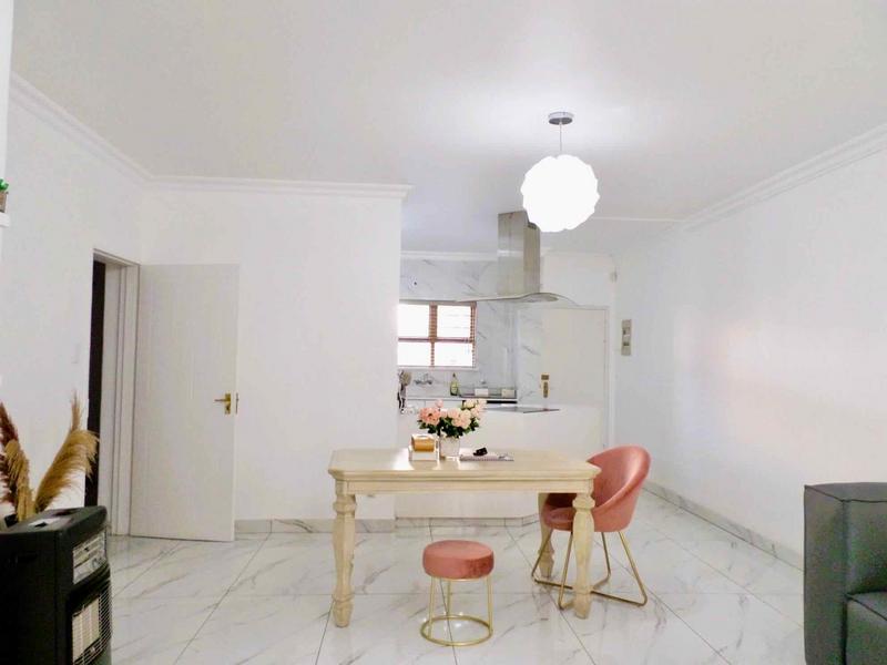 To Let 3 Bedroom Property for Rent in Bryanston Gauteng