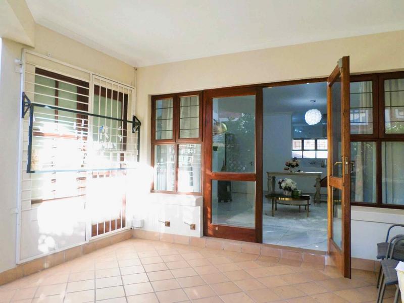 To Let 3 Bedroom Property for Rent in Bryanston Gauteng