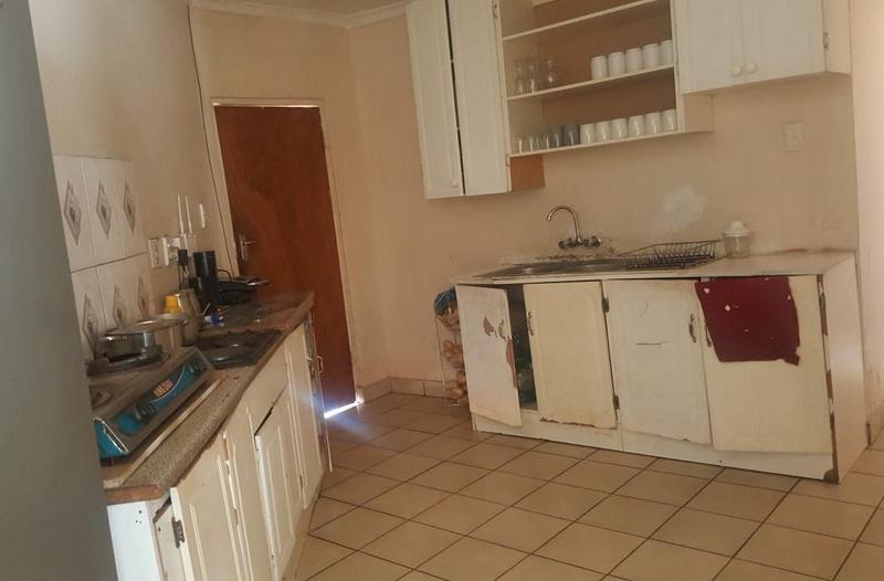 4 Bedroom Property for Sale in Laudium Gauteng