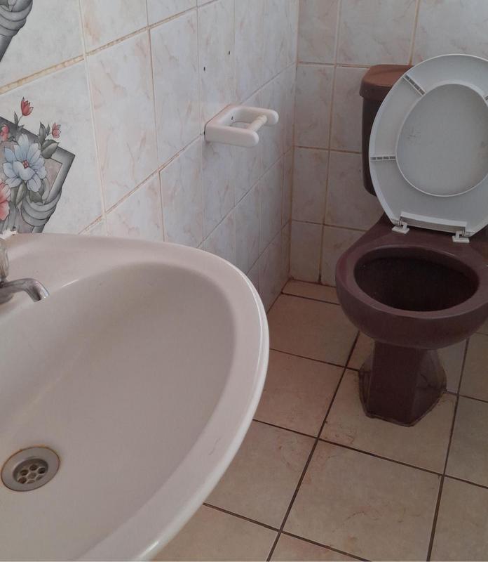 4 Bedroom Property for Sale in Laudium Gauteng