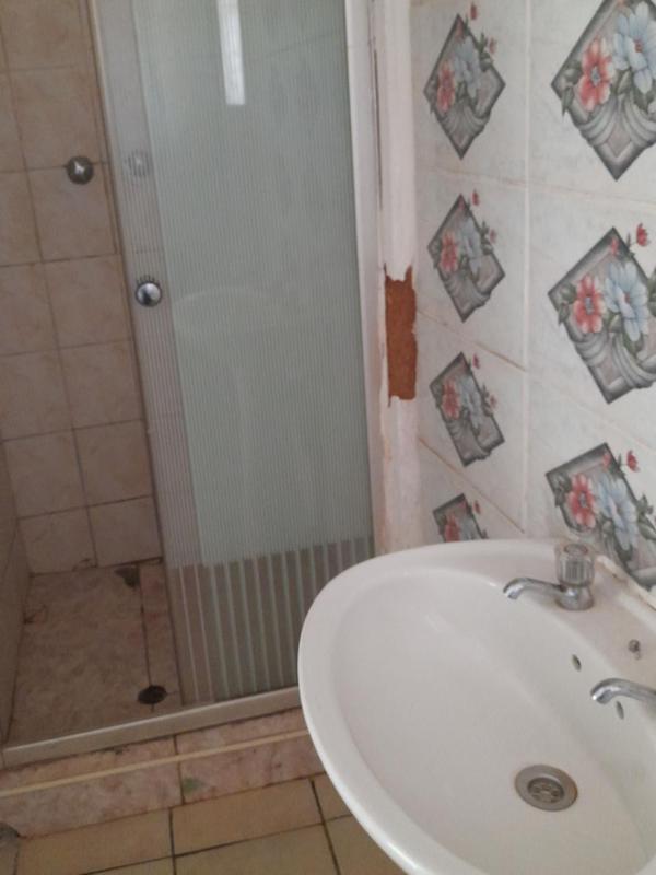 4 Bedroom Property for Sale in Laudium Gauteng