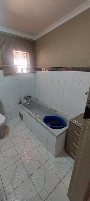 3 Bedroom Property for Sale in Laudium Gauteng