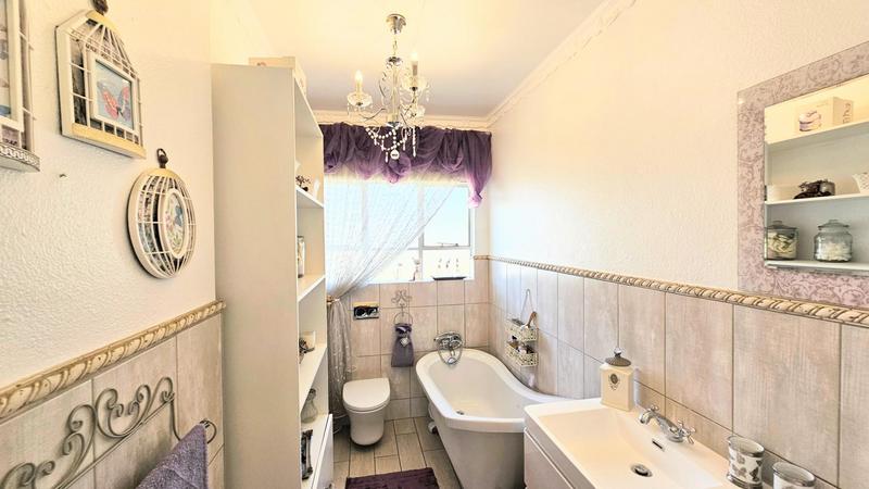 3 Bedroom Property for Sale in Croydon Gauteng