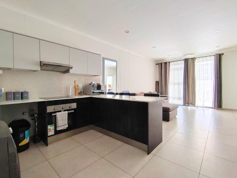 To Let 2 Bedroom Property for Rent in Greenstone Hill Gauteng