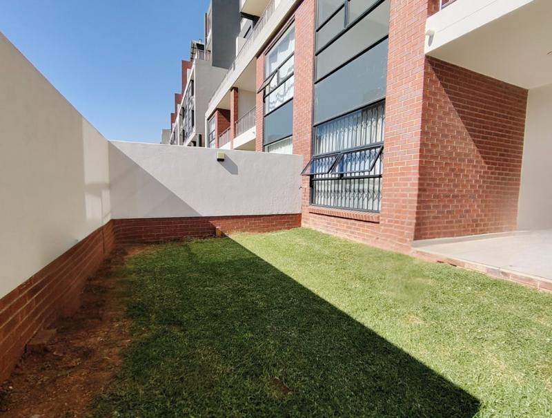 To Let 2 Bedroom Property for Rent in Greenstone Hill Gauteng