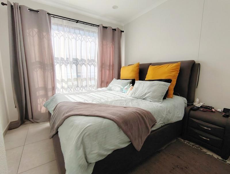 To Let 2 Bedroom Property for Rent in Greenstone Hill Gauteng