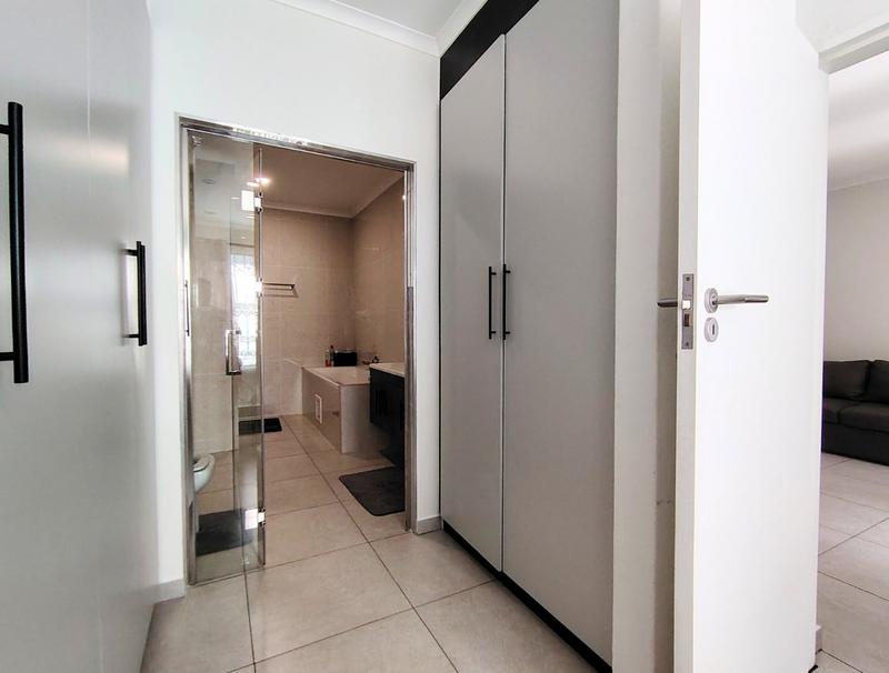 To Let 2 Bedroom Property for Rent in Greenstone Hill Gauteng