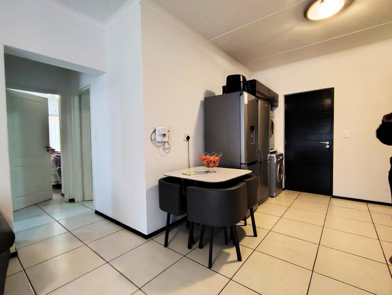 To Let 2 Bedroom Property for Rent in Greenstone Hill Gauteng