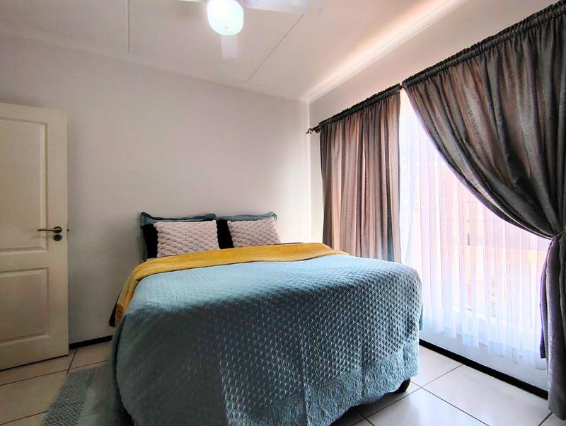 To Let 2 Bedroom Property for Rent in Greenstone Hill Gauteng