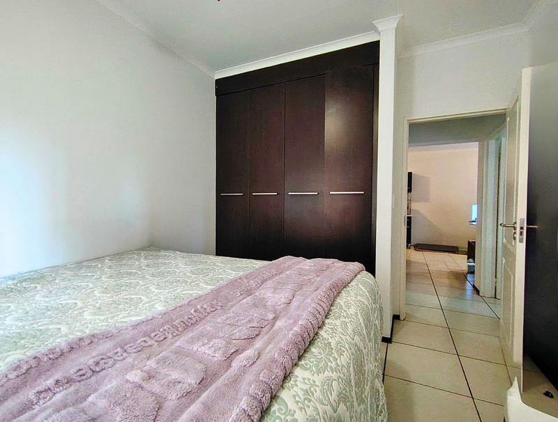 To Let 2 Bedroom Property for Rent in Greenstone Hill Gauteng