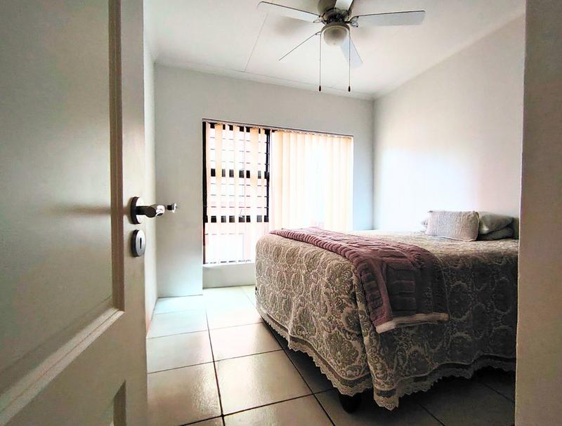 To Let 2 Bedroom Property for Rent in Greenstone Hill Gauteng