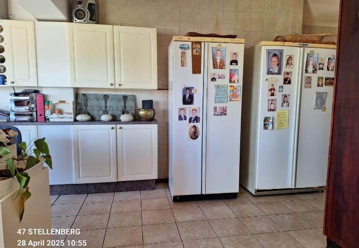 To Let 4 Bedroom Property for Rent in Lyndhurst Gauteng