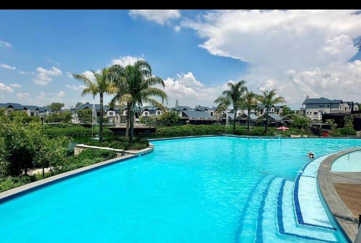 To Let 3 Bedroom Property for Rent in Waterfall Gauteng
