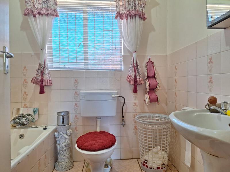 3 Bedroom Property for Sale in Brenthurst Gauteng