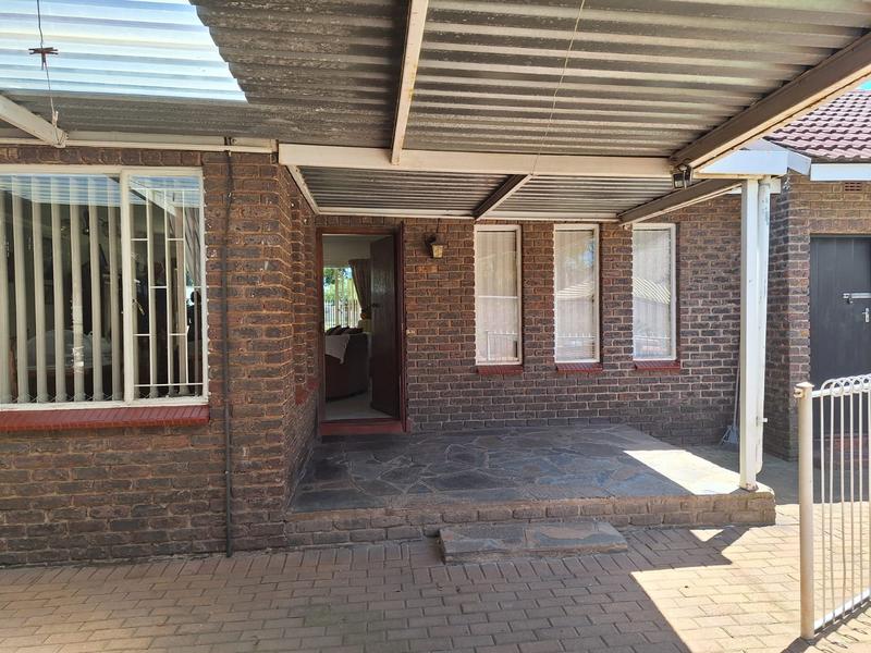 3 Bedroom Property for Sale in Brenthurst Gauteng
