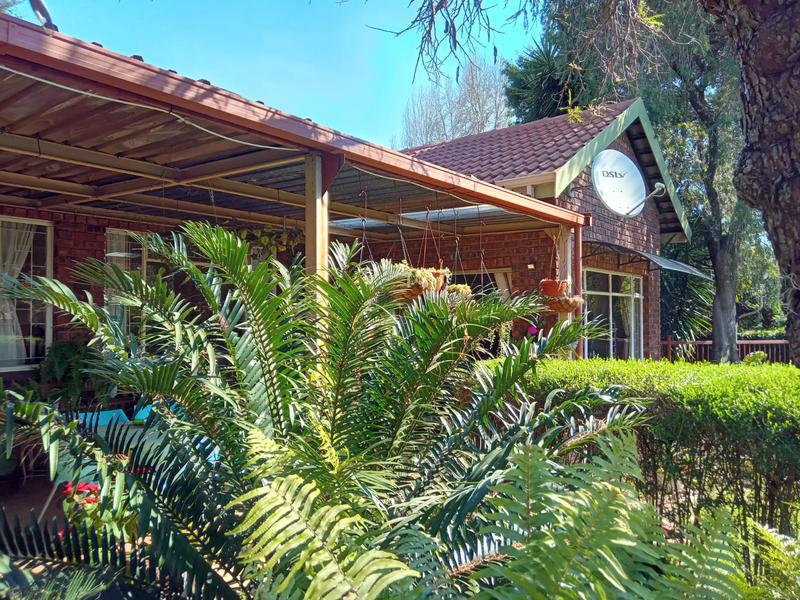 5 Bedroom Property for Sale in Wierda Park Gauteng