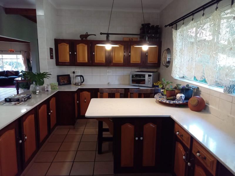 5 Bedroom Property for Sale in Wierda Park Gauteng
