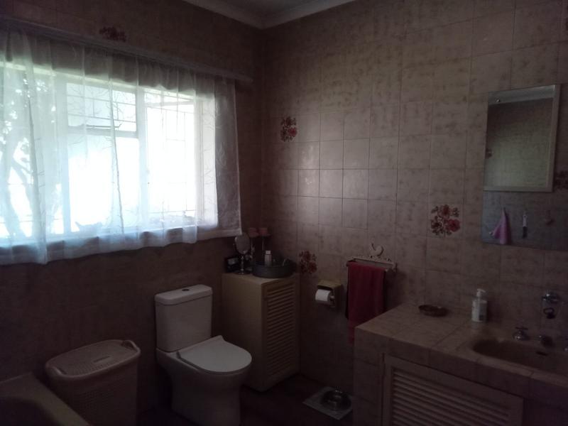 5 Bedroom Property for Sale in Wierda Park Gauteng