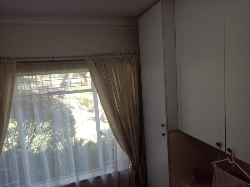 5 Bedroom Property for Sale in Wierda Park Gauteng