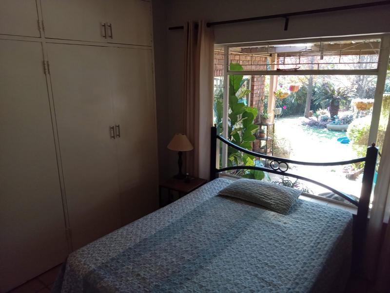 5 Bedroom Property for Sale in Wierda Park Gauteng