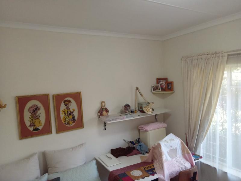 5 Bedroom Property for Sale in Wierda Park Gauteng
