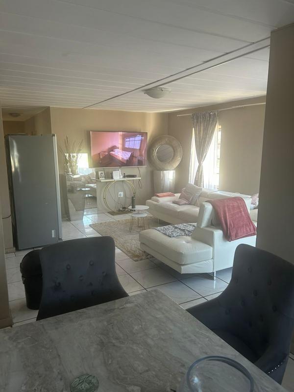 To Let 3 Bedroom Property for Rent in Murrayfield Gauteng