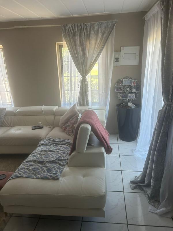 To Let 3 Bedroom Property for Rent in Murrayfield Gauteng